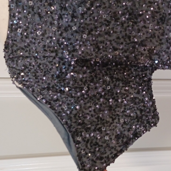 Aidan Mattox heavily beaded sequin dressy party cold shoulder blouse top silk - Picture 8 of 16